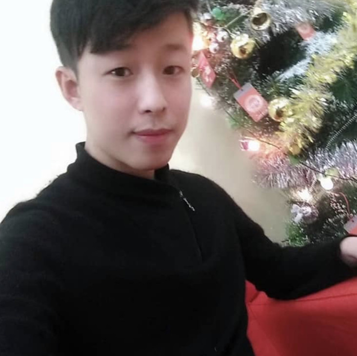 爱你岂会lay的照片