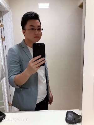 ExBF的照片