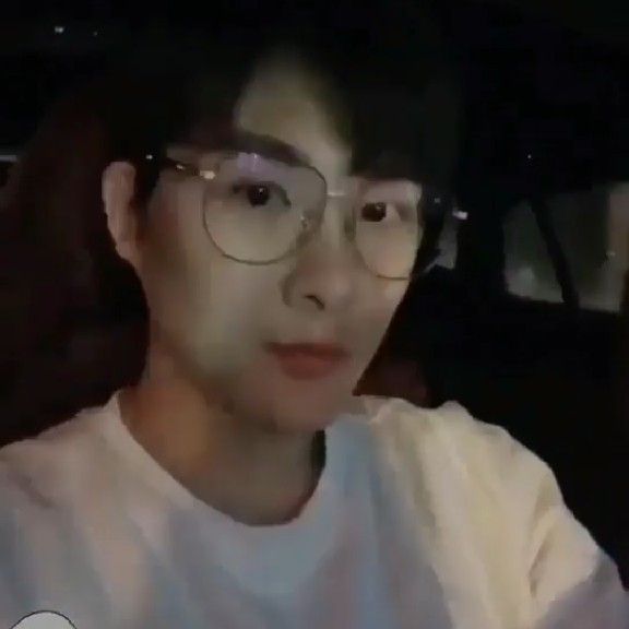 雅士的照片