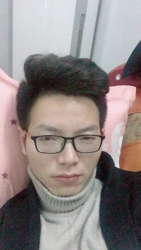 暖心少年1的照片