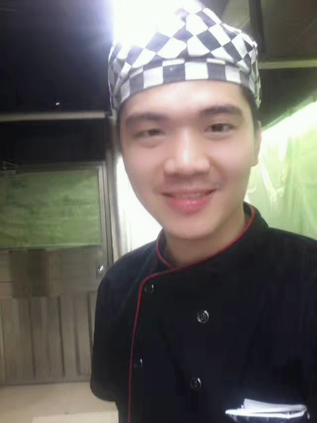 墨颜语迟的照片