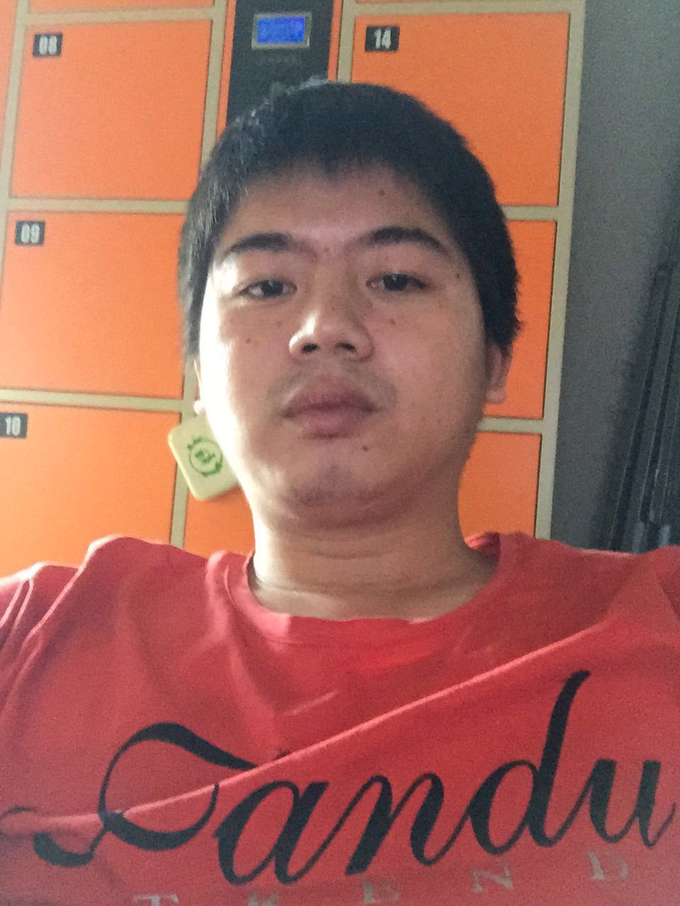 太坚强是软弱的照片