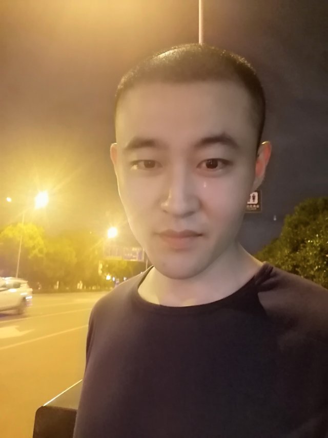 苗润田的照片