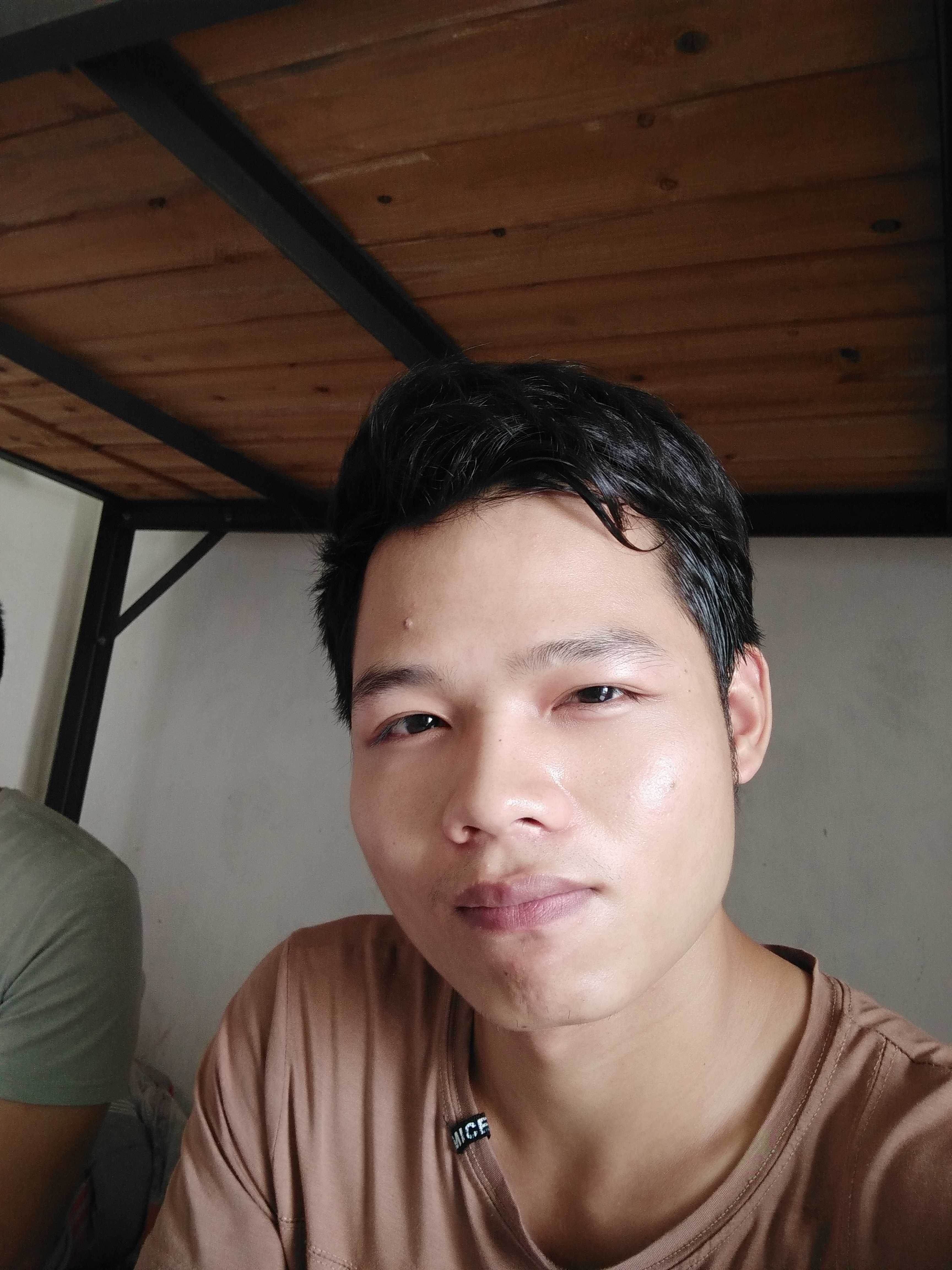 何钱祖的照片