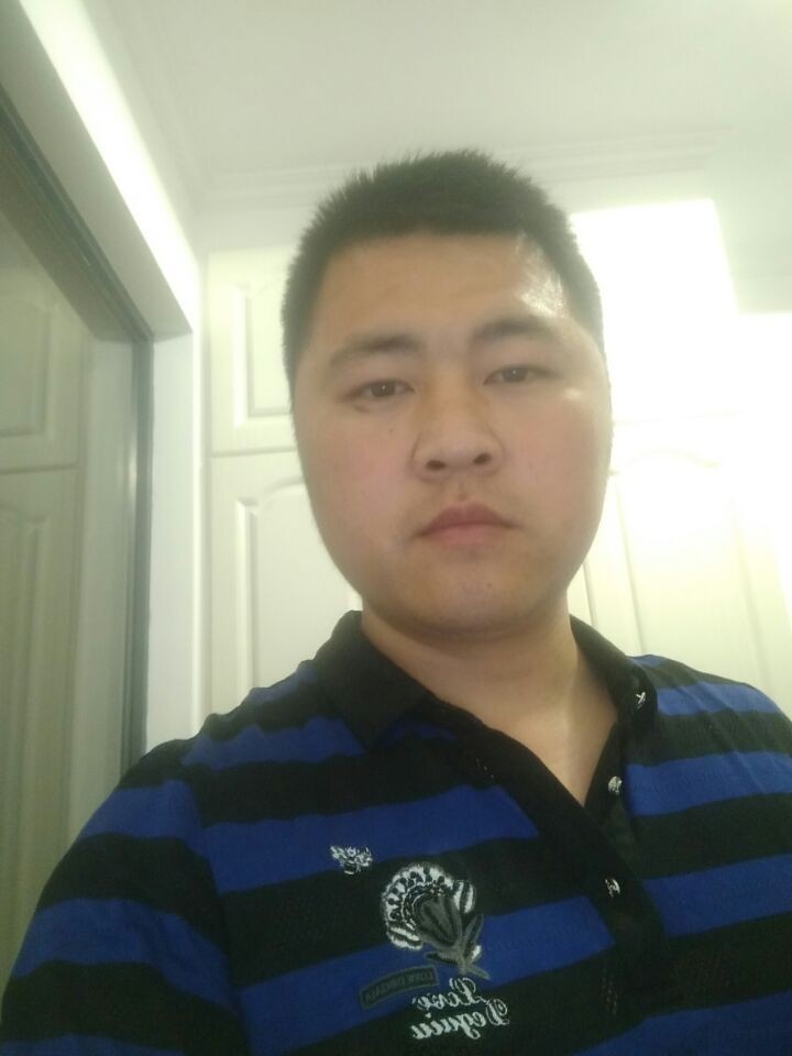 月下迷哥的照片
