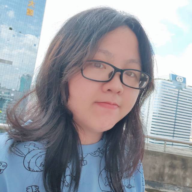 我有两只猫的照片