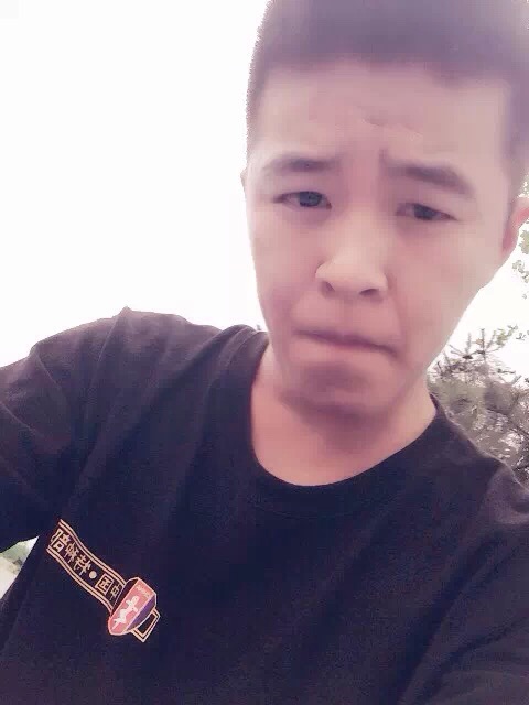 别咬我cc的照片
