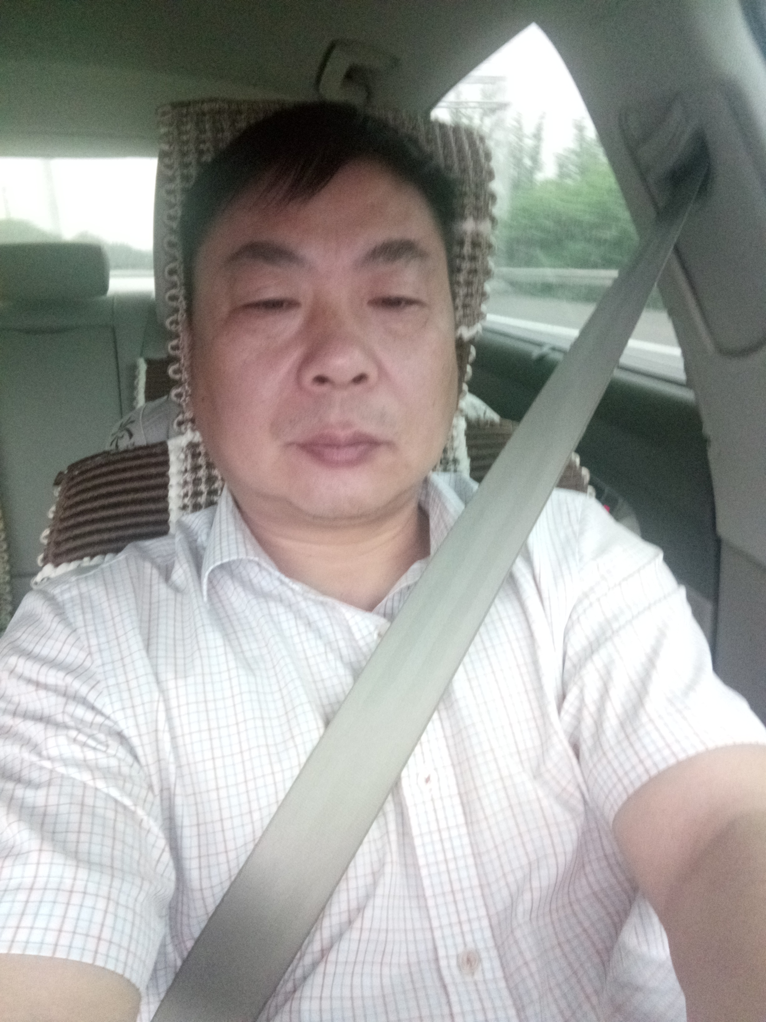 河边布鞋的照片