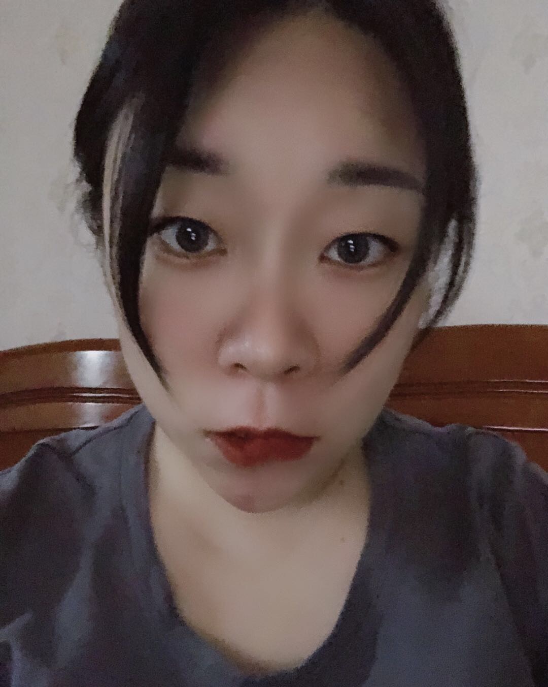 八一锄头的照片