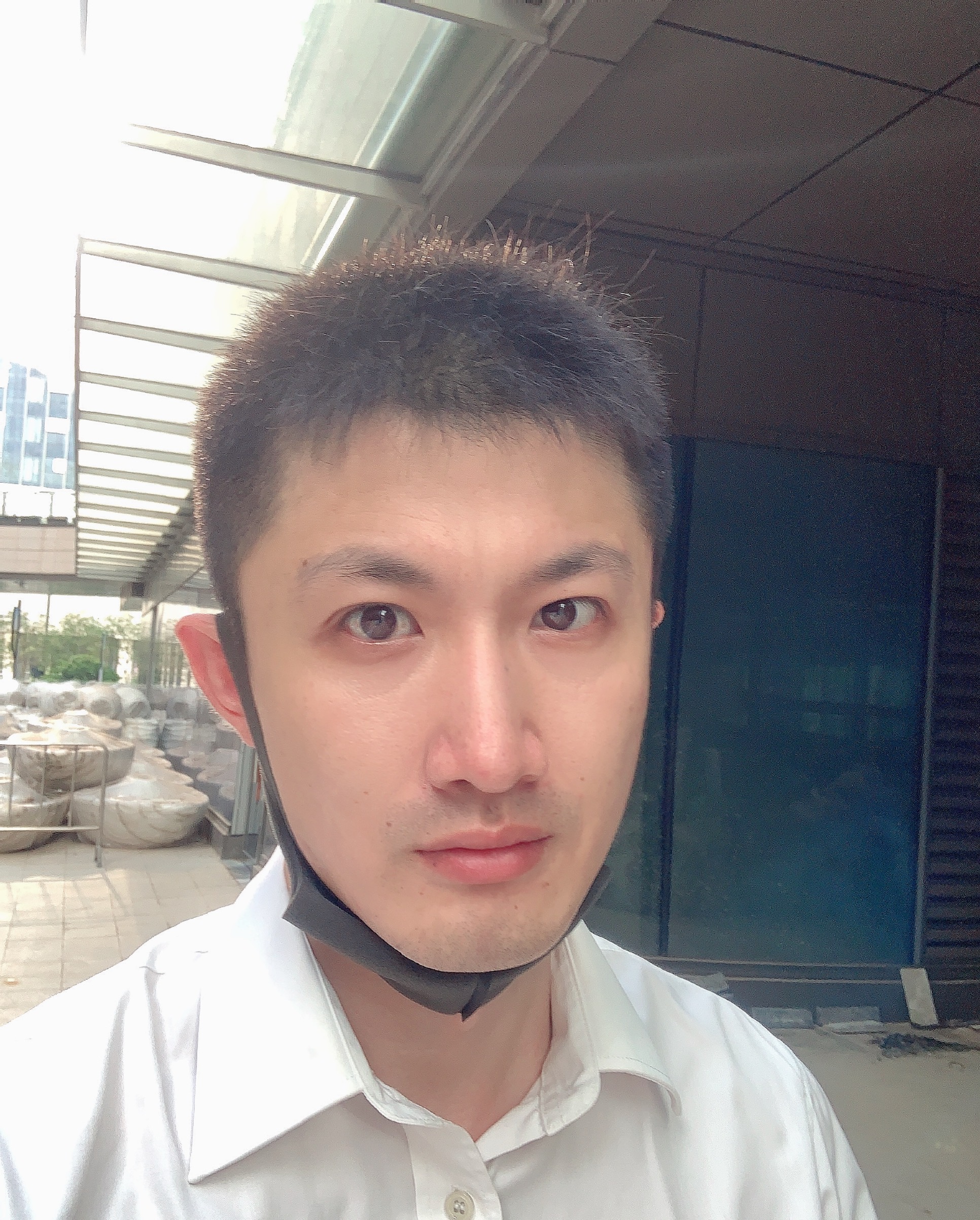 我是一个铁憨憨的照片