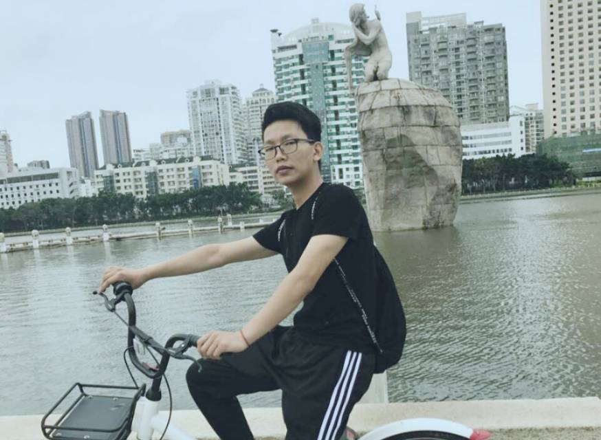 体魄的照片