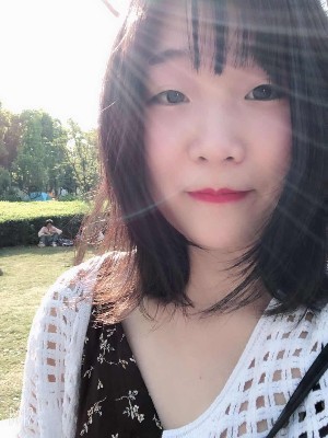 情缘依偎的照片