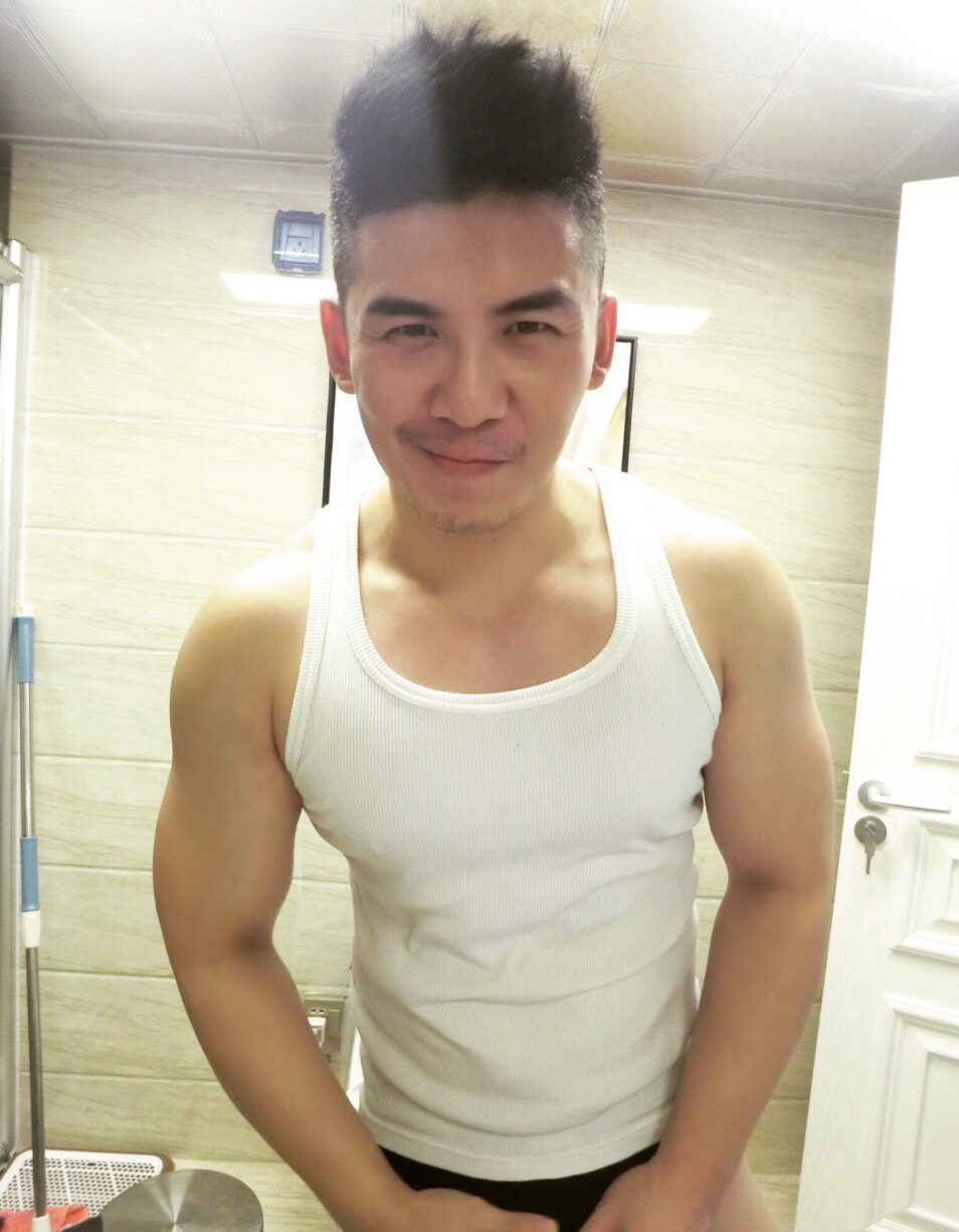 Handsom1的照片