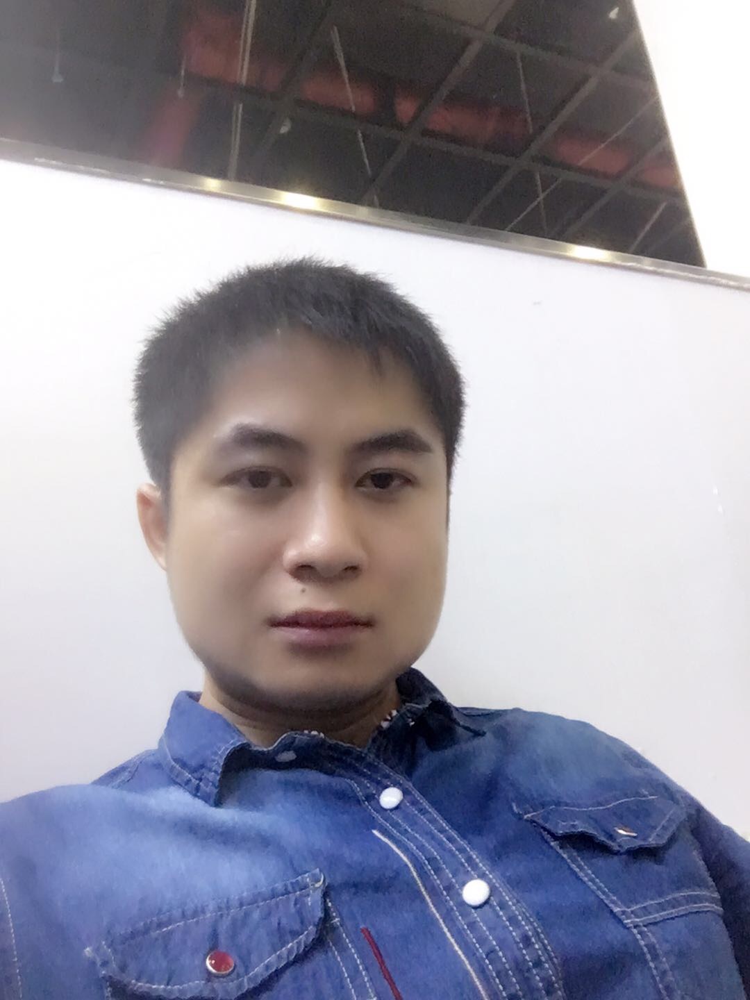 黄秋三哥的照片