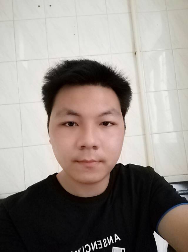 月影流苏的照片