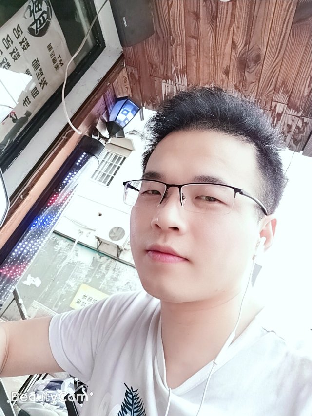 妖月轻奢的照片