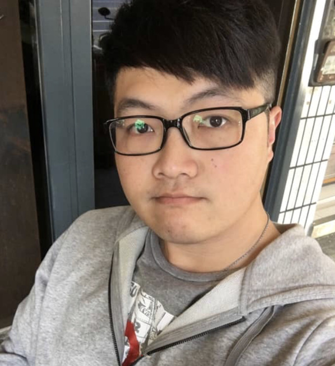 何来欢喜的照片
