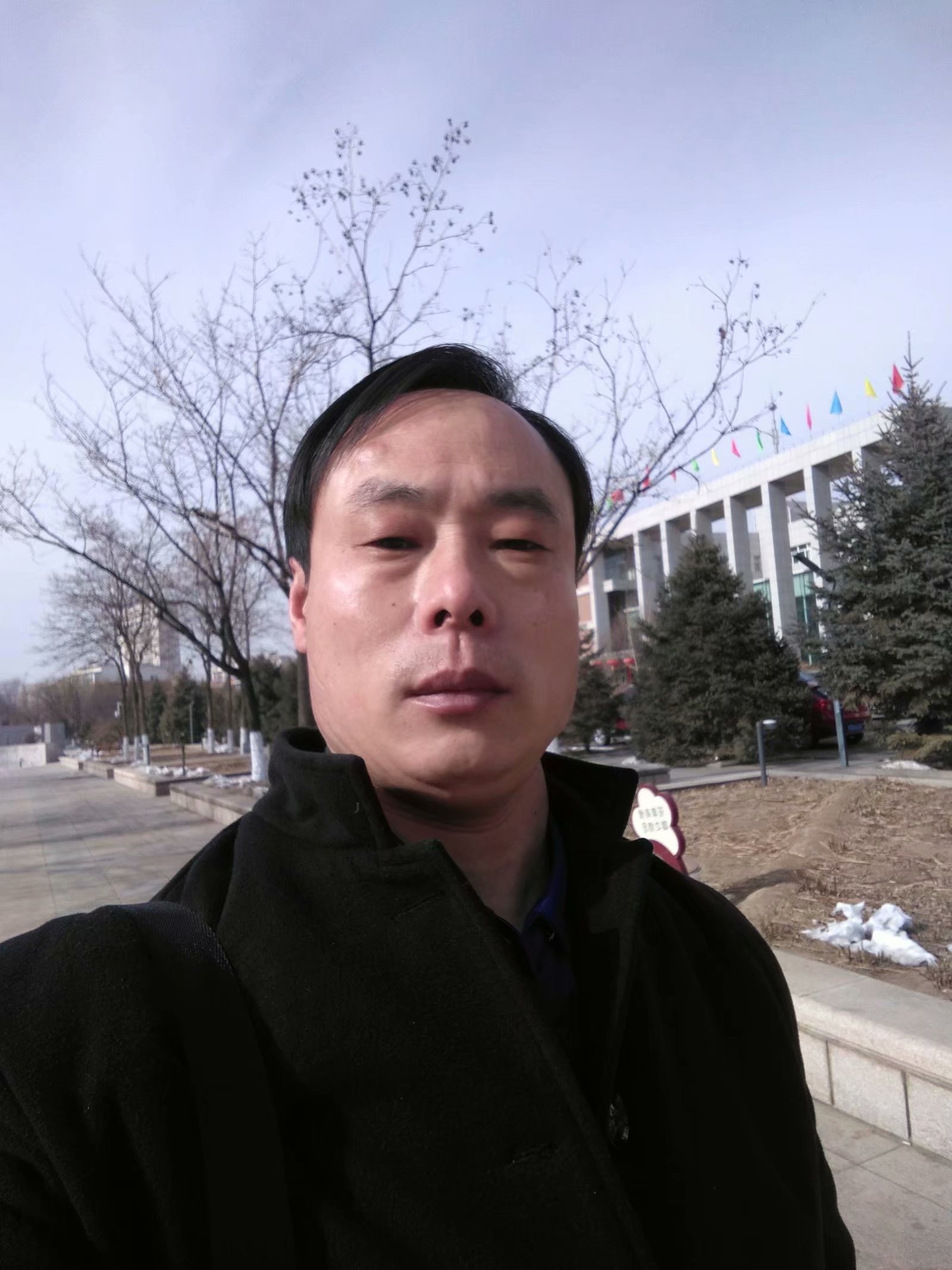 责任+担当+爱心的照片