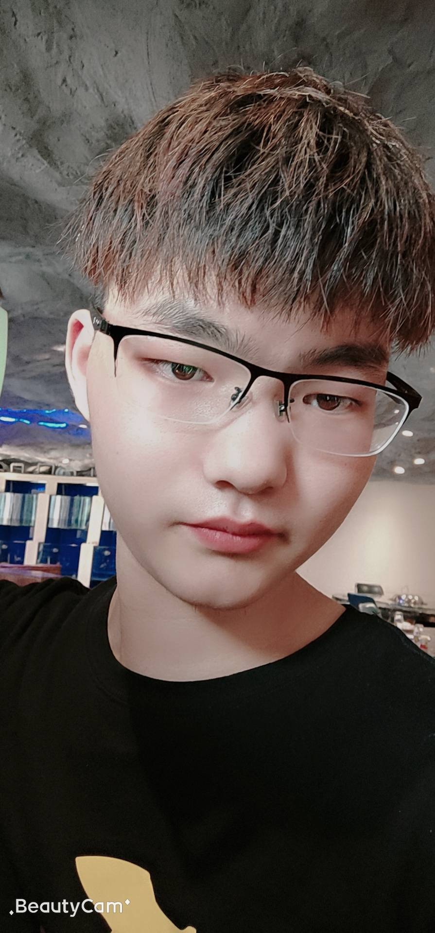 微笑面对未来wk的照片