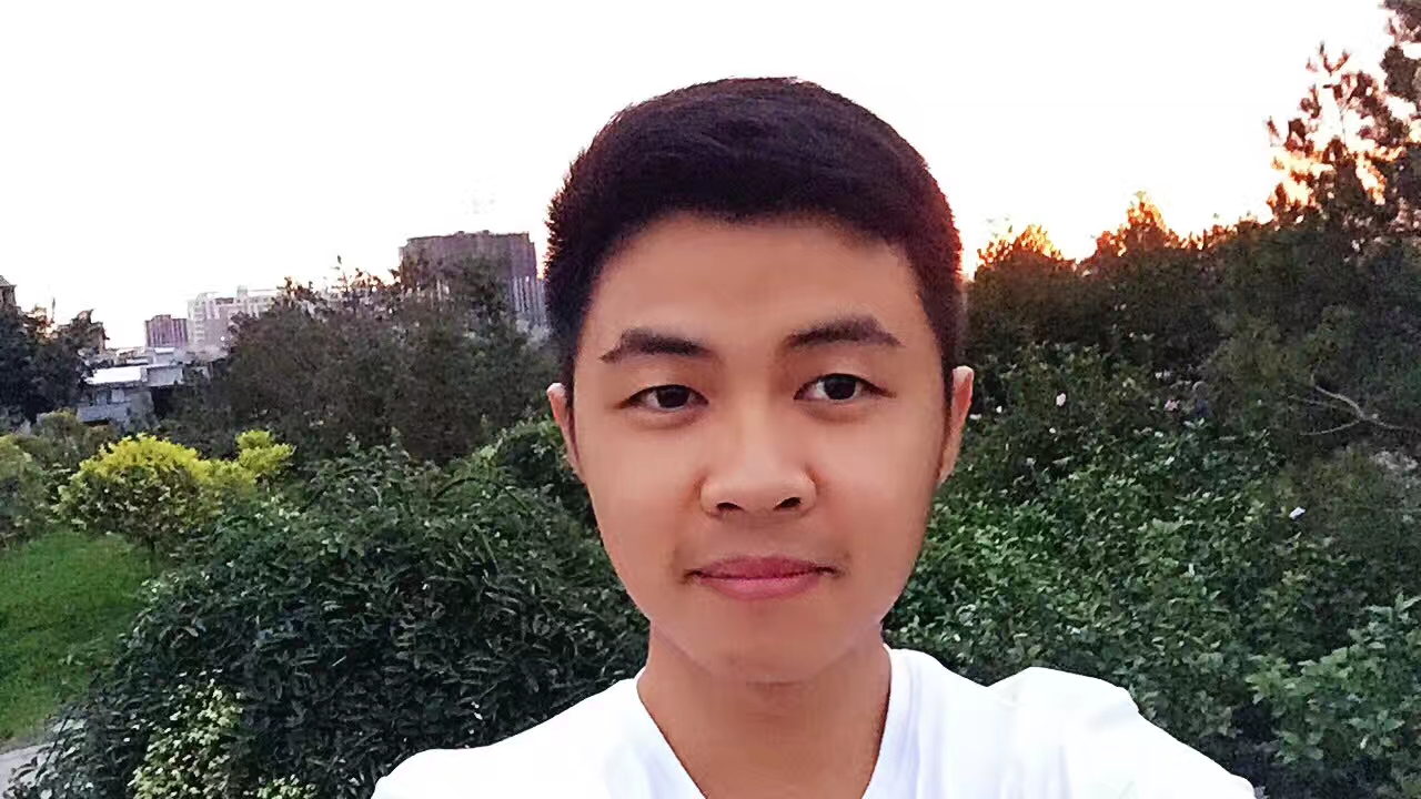 天蝎座阿东的照片