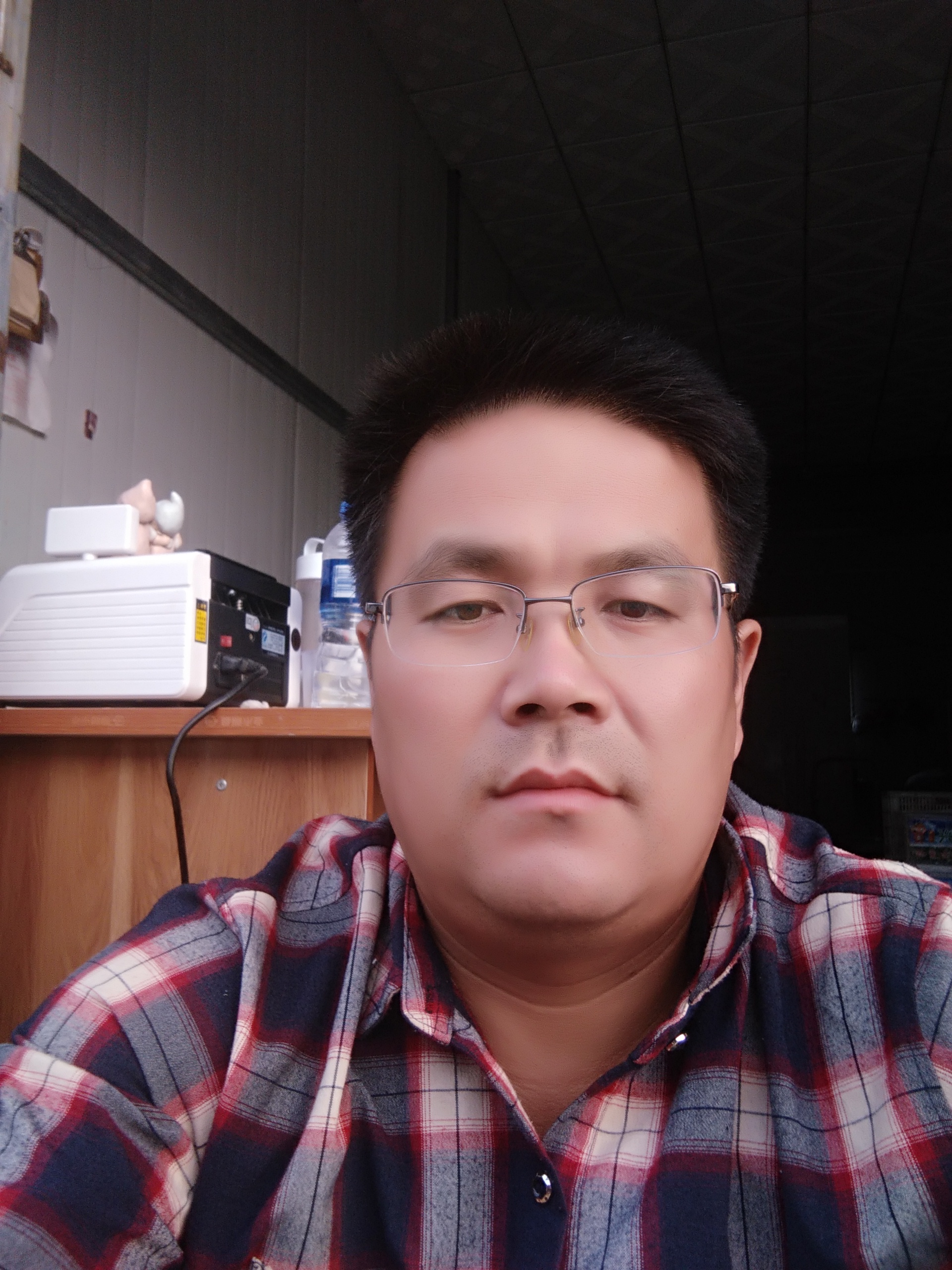 曹国章的照片