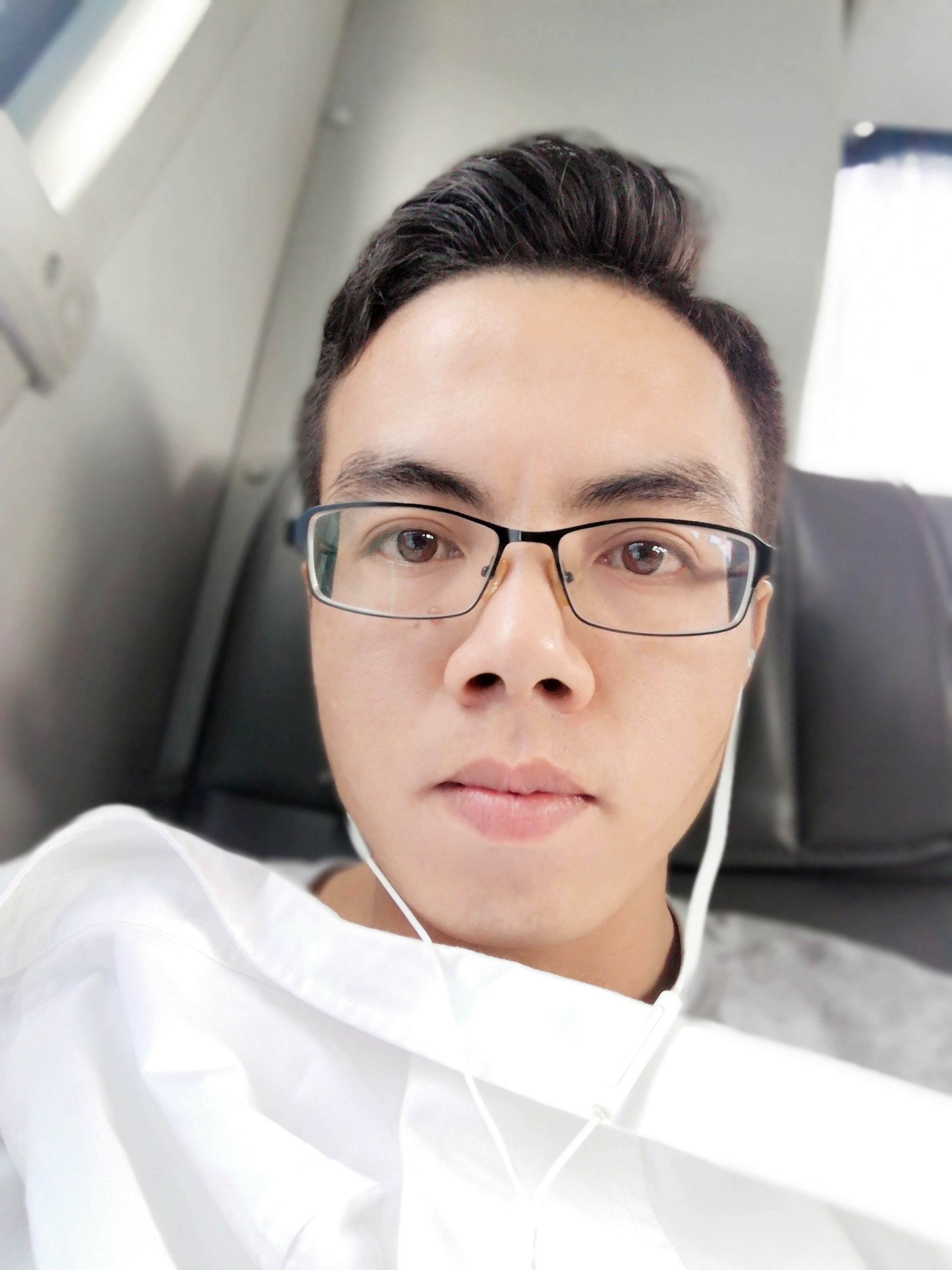 覃天立的照片