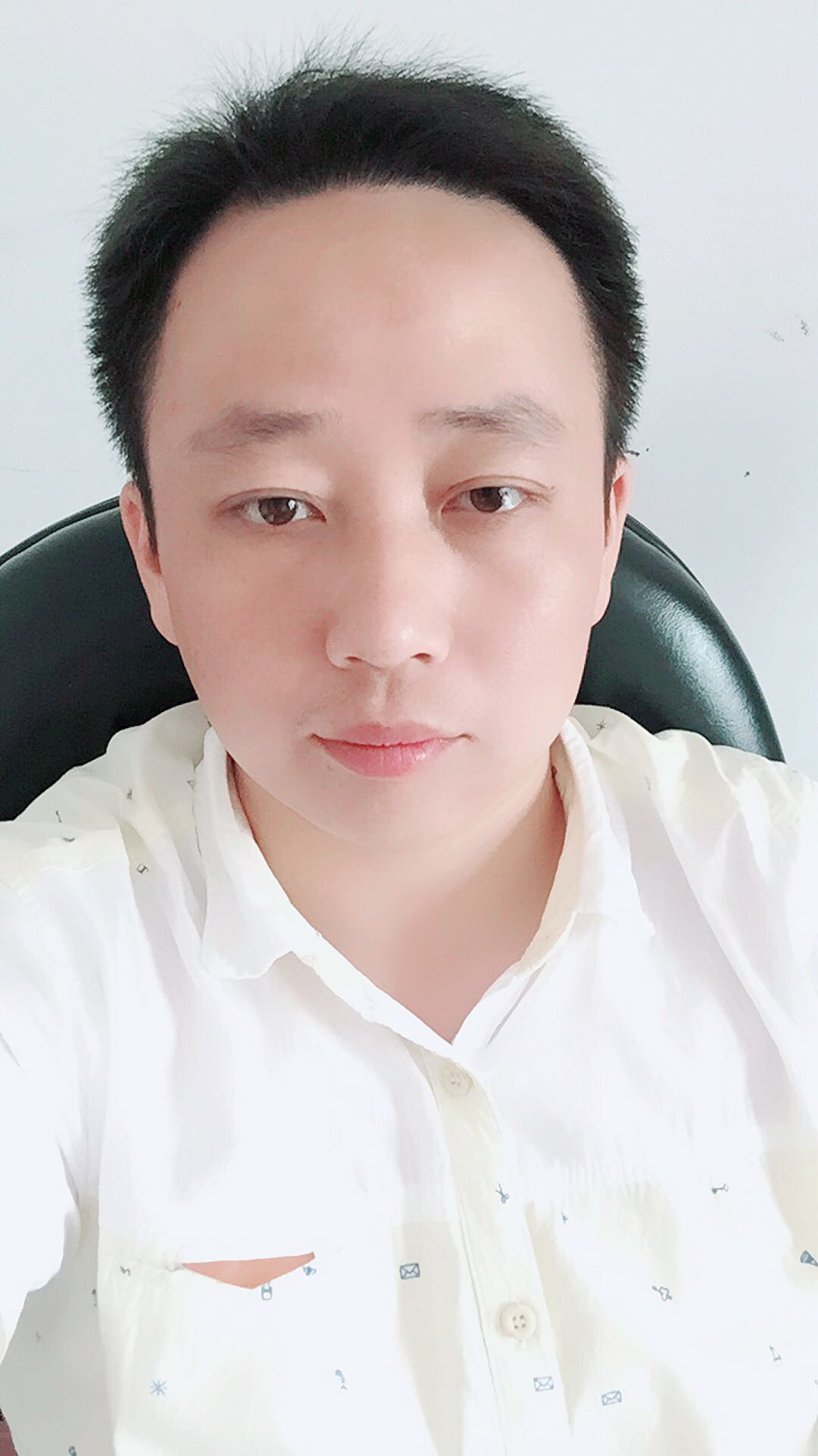 偶系南昌宁的照片