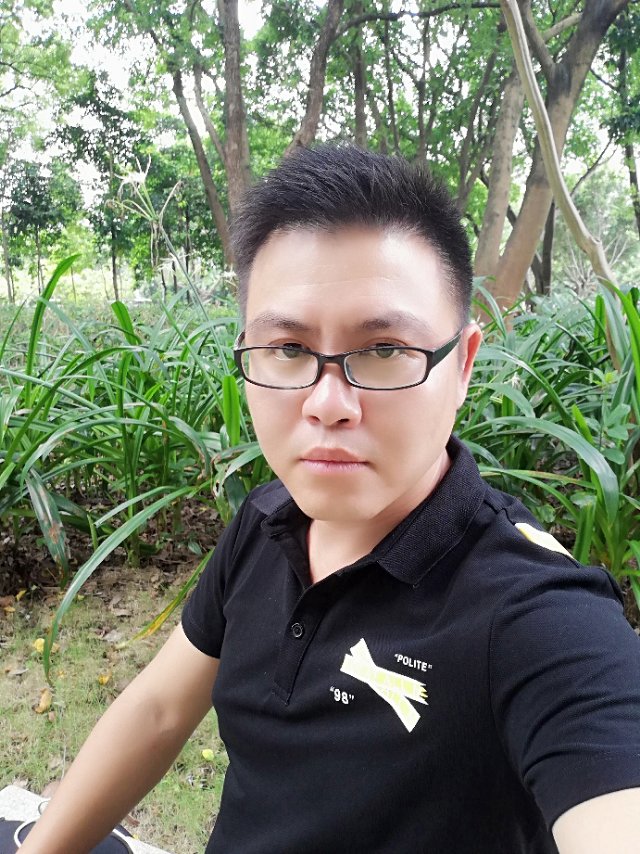 时毛哥的照片