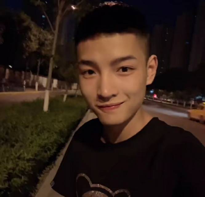 石家庄的人的照片