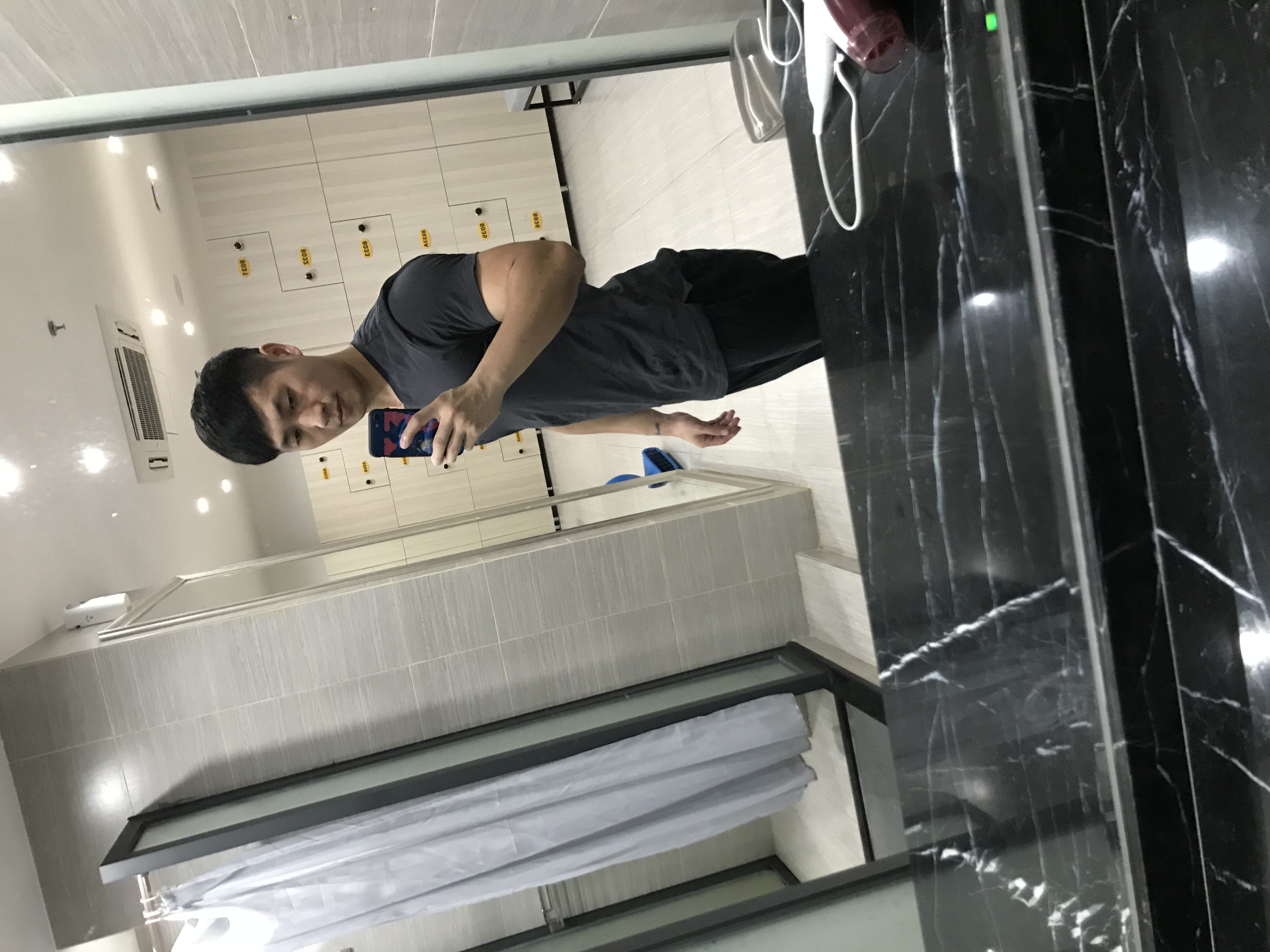梁大飞的照片