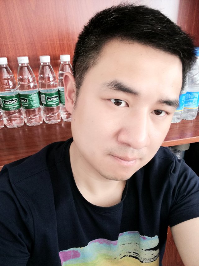 子铭岳的照片