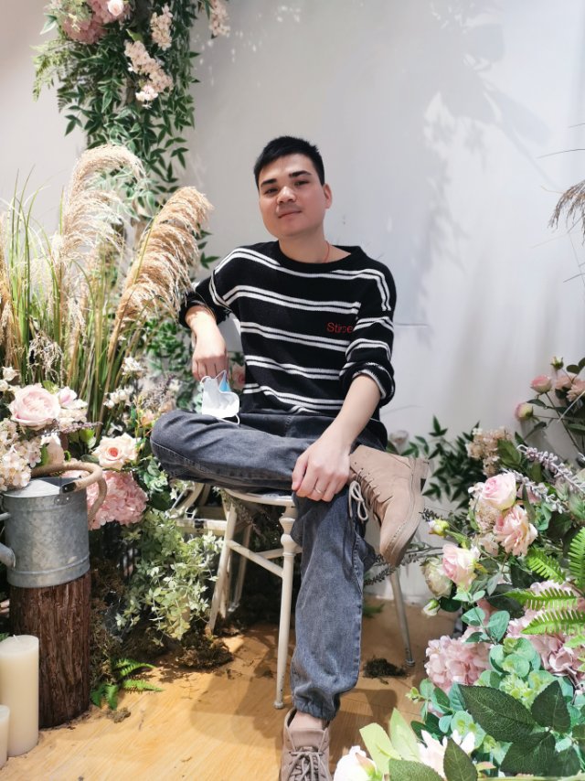 阿邓哥哥的照片