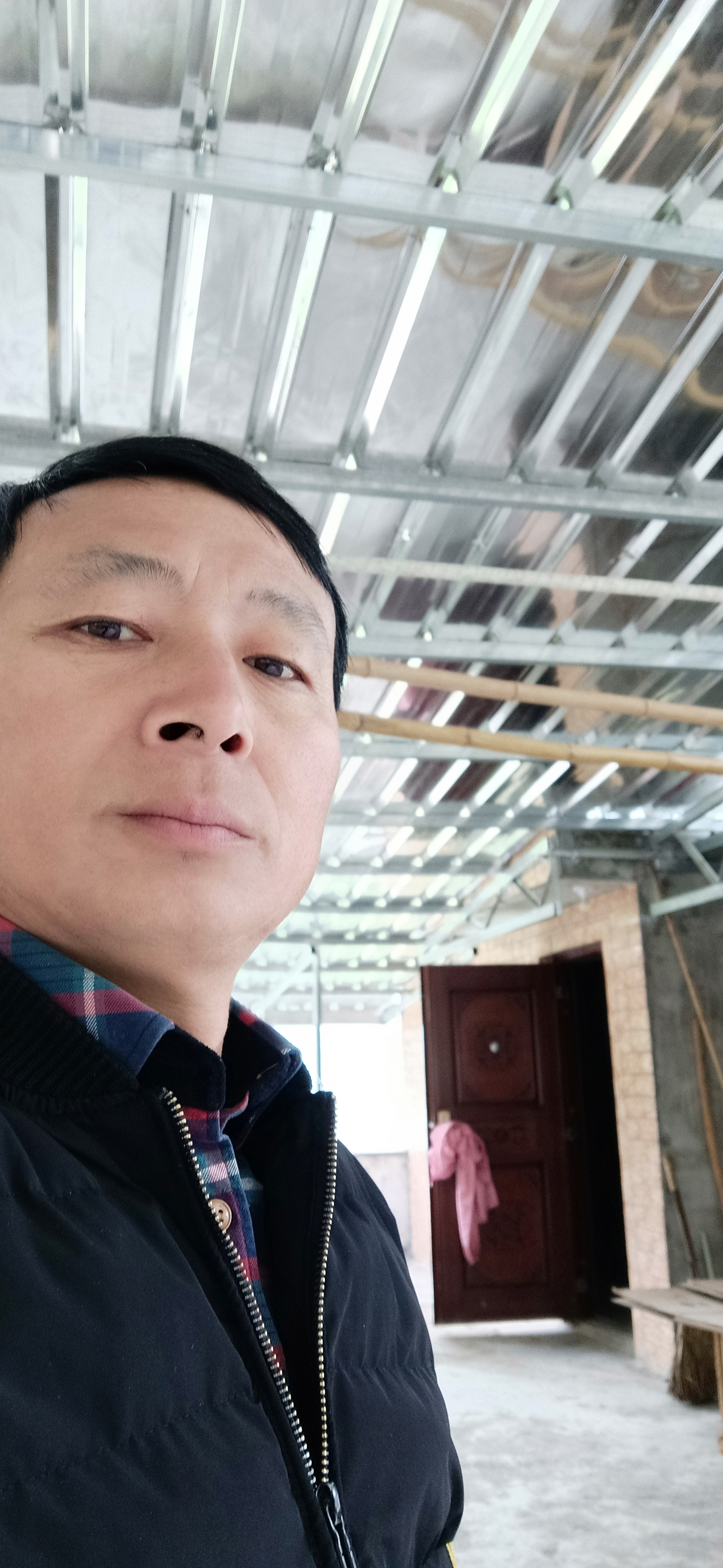 午间朝阳的照片