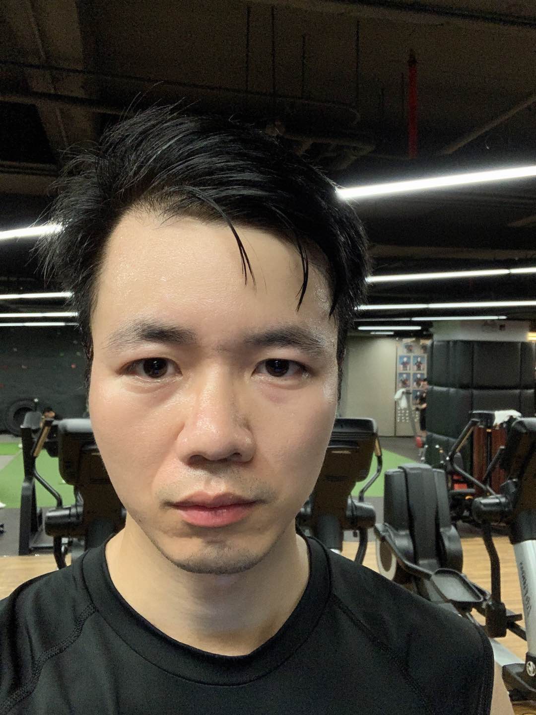 幽默的谷雪的照片