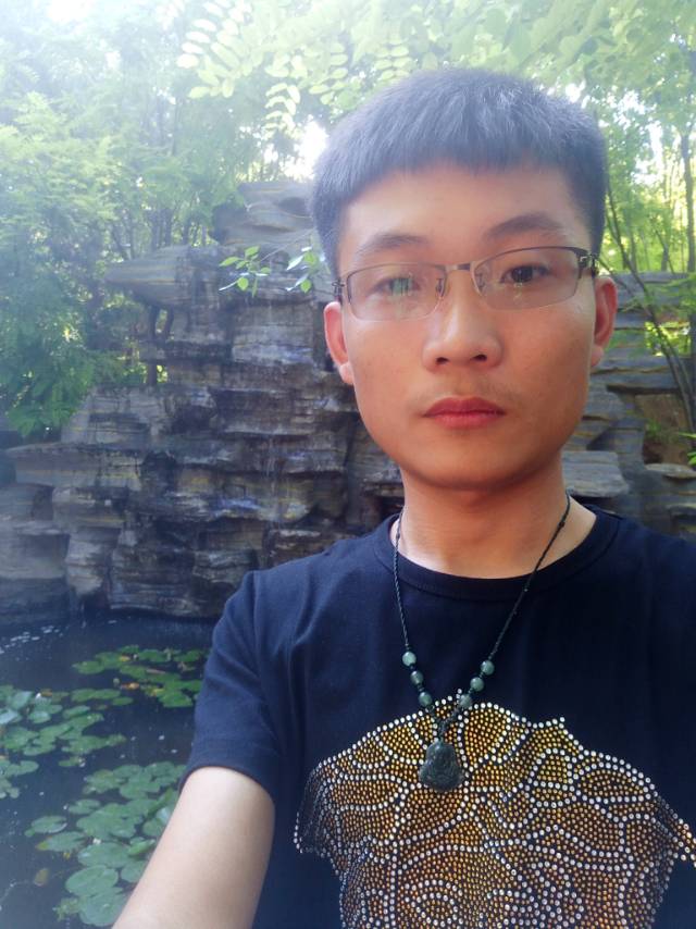 宇兵的照片