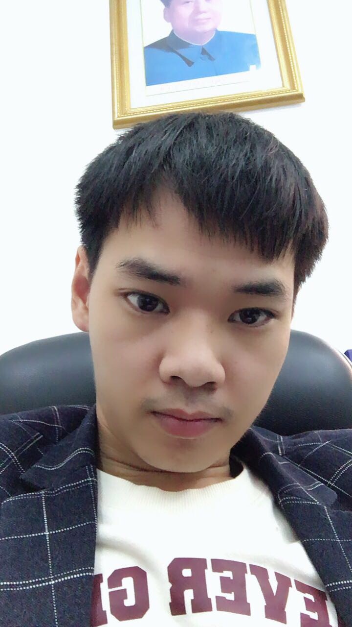 徐闻人在湛江工作的照片