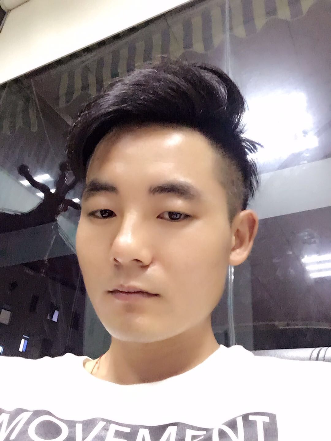 韩位杰的照片