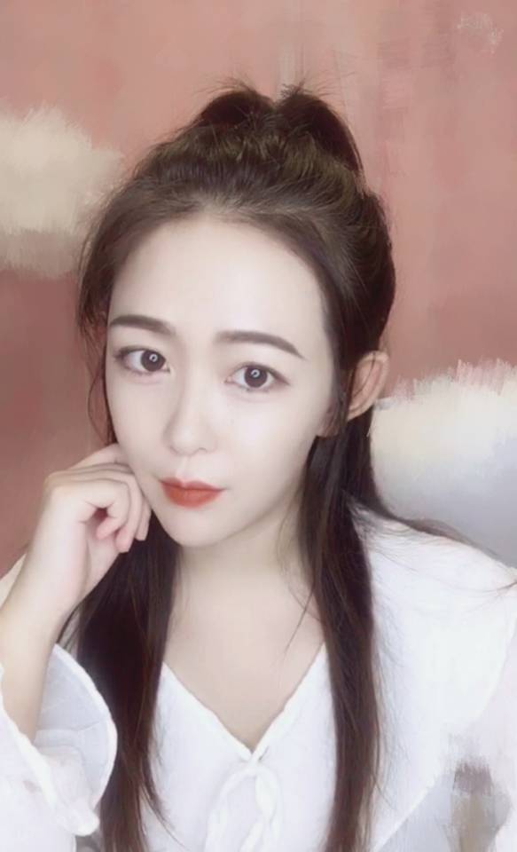 刘姑娘。的照片