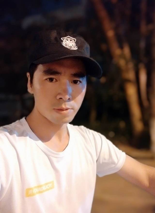 一世情元的照片