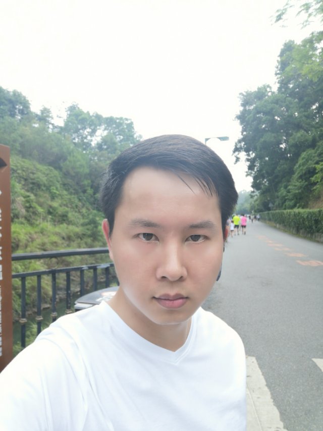 喂…的照片