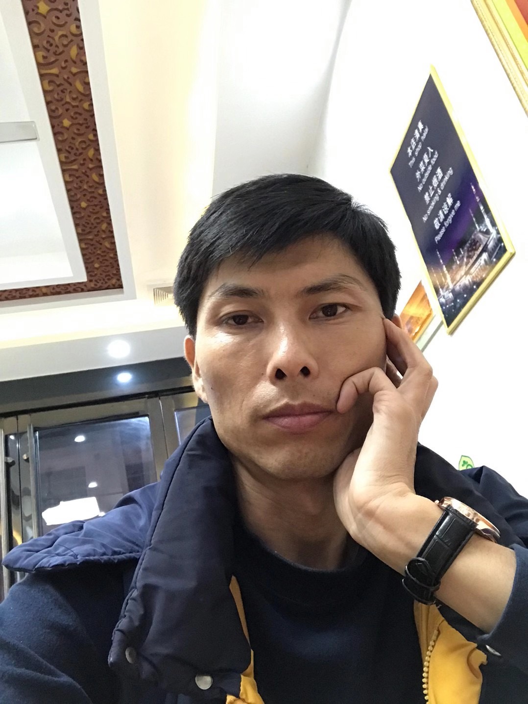 麦穆尼的照片