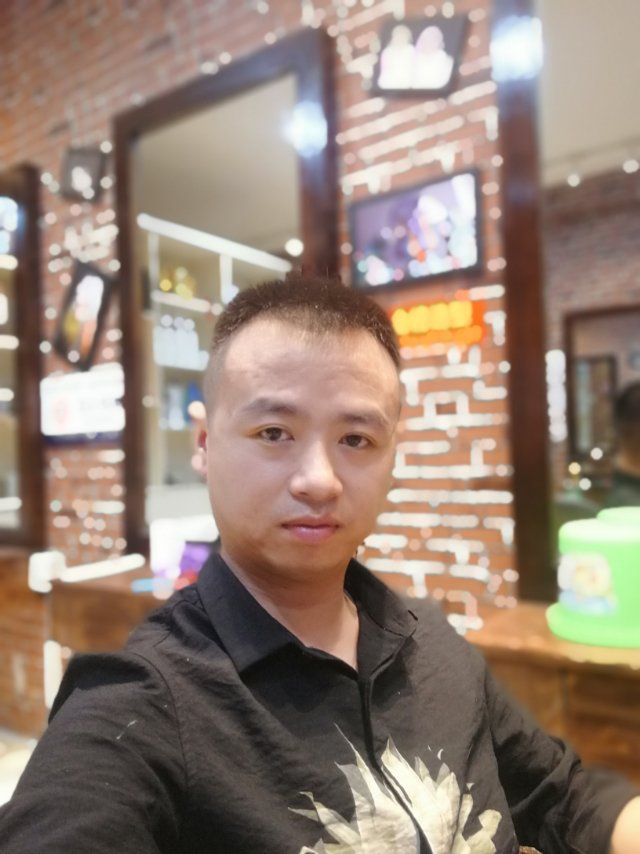 一座城，一个人0的照片