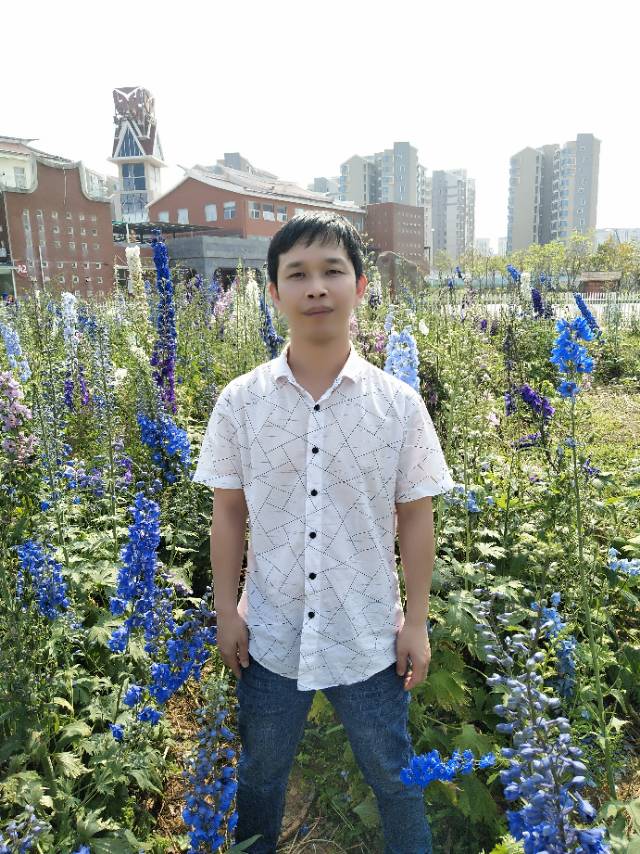 LILIJUN的照片