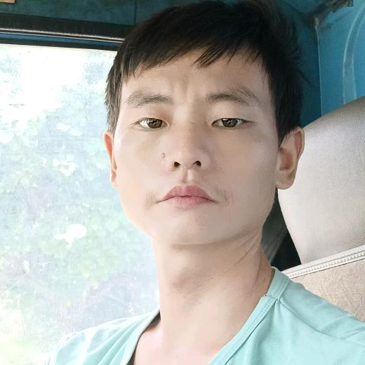 爱你让情何以堪的照片