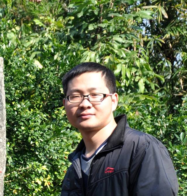 悠扬飞尘的照片