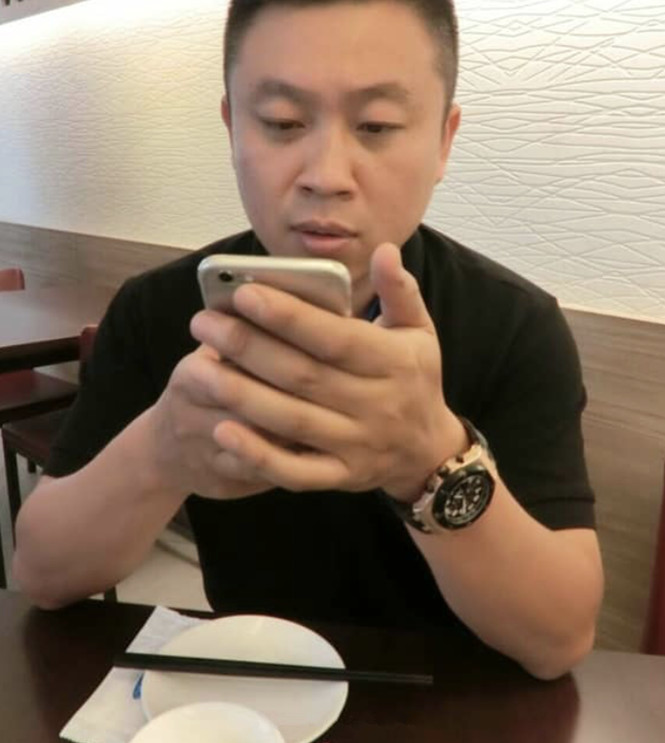 英雄何为的照片