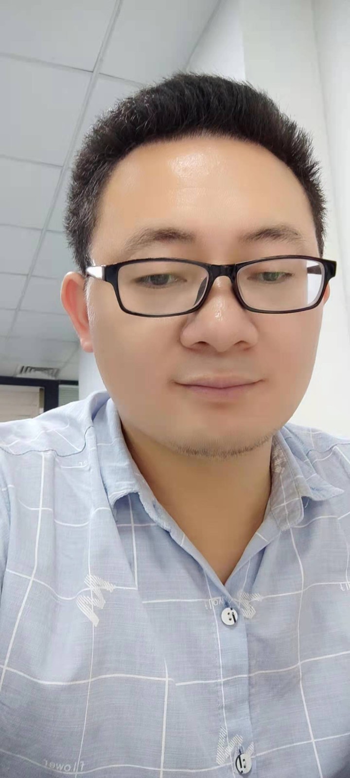 为爱着谜的照片
