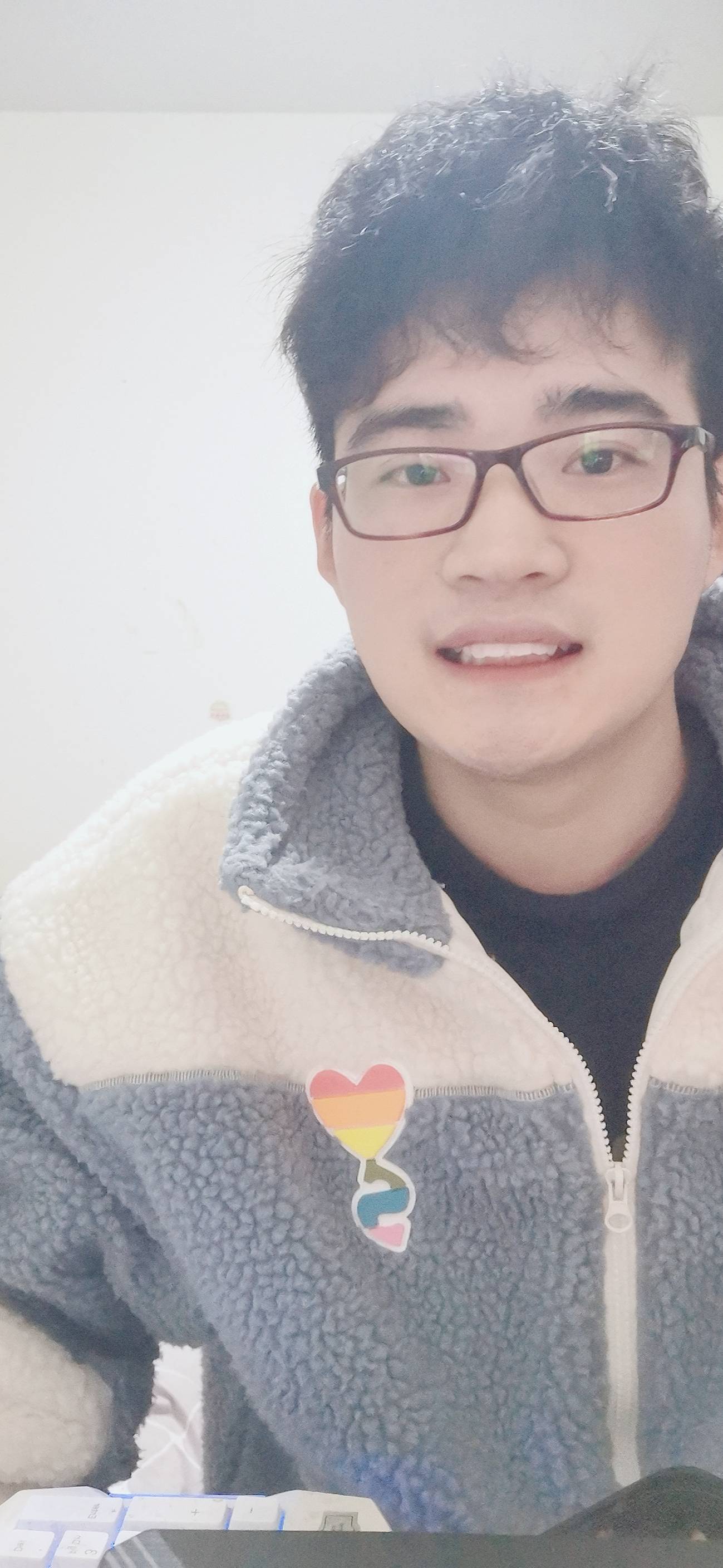 只愿得一灬人心的照片