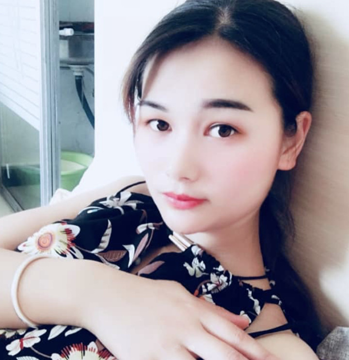 涟漪微微的照片
