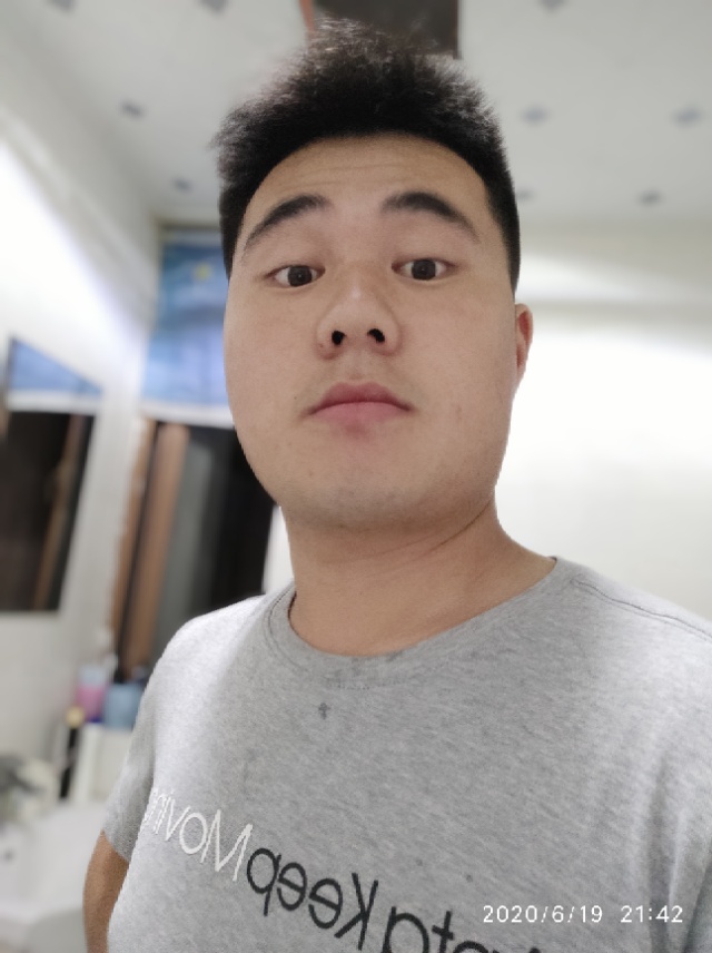 庞小成的照片